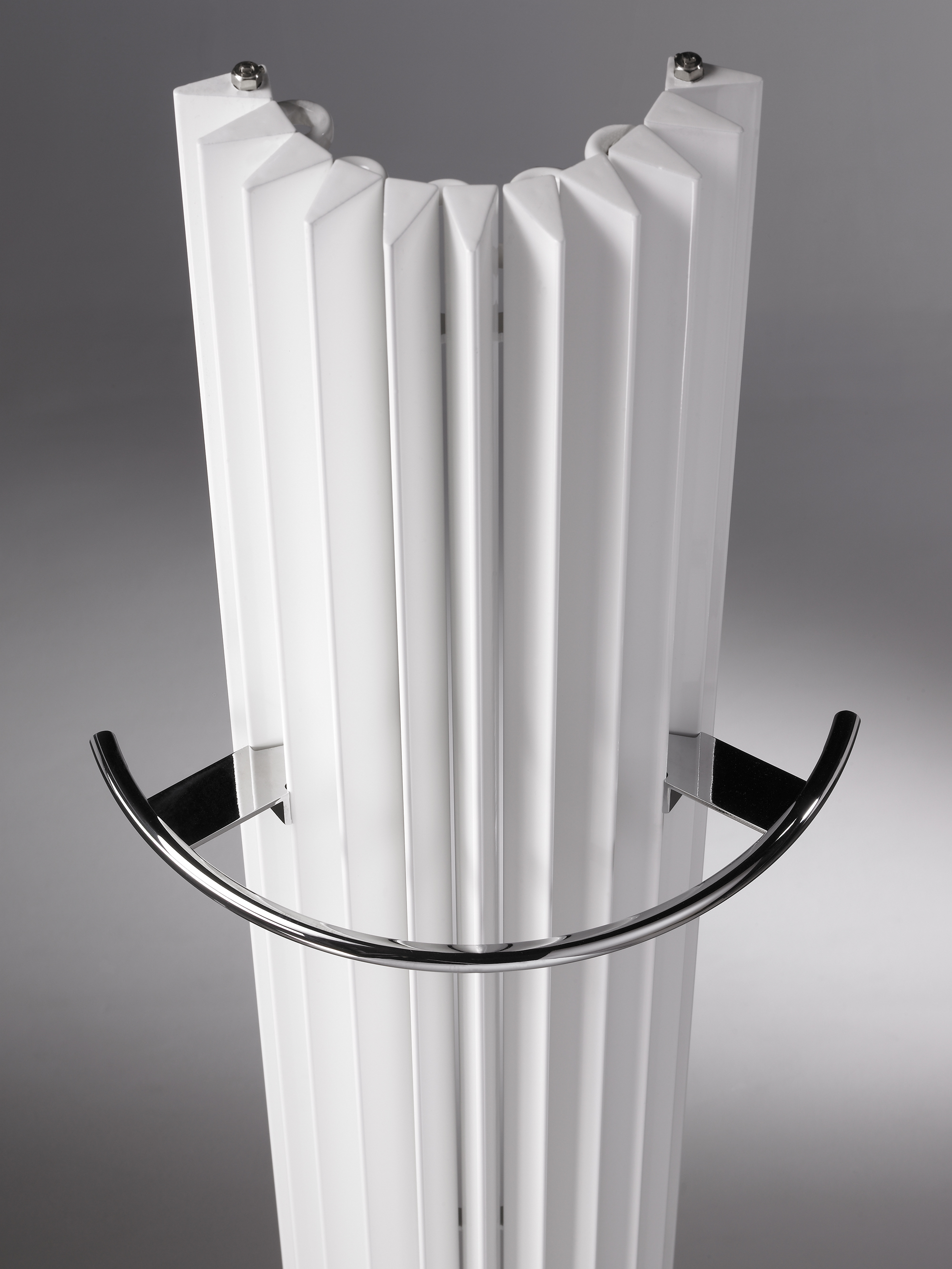 Circo Radiator Iguana Circo Wall | Икономични радиатори и конвектори с уникален дизайн